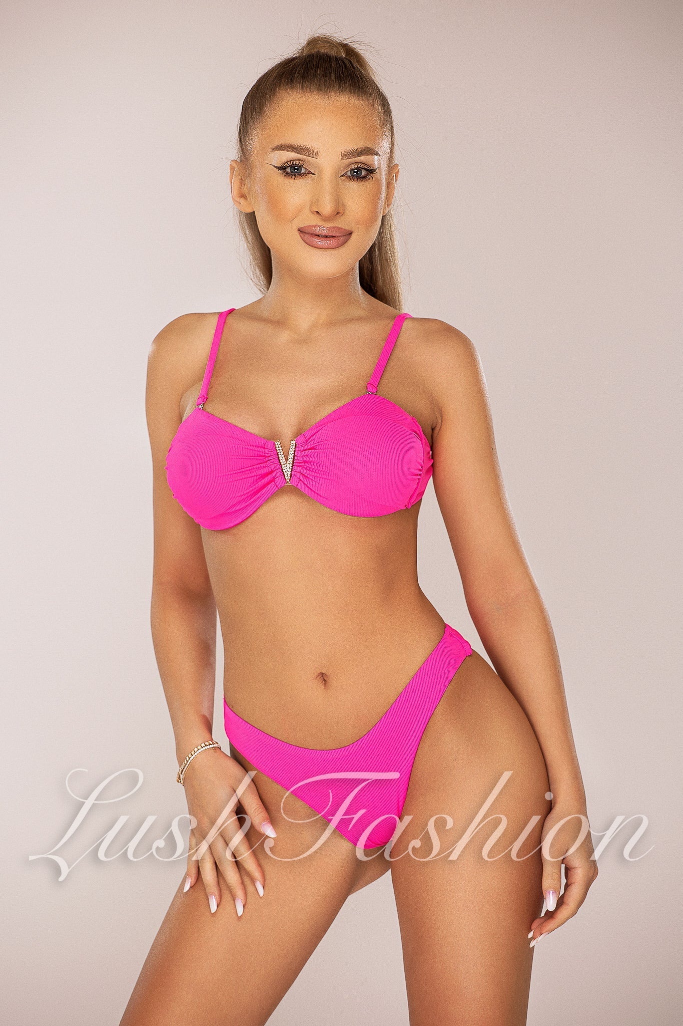 Costum de Baie din Doua Piese Roz din Raiat Cod : 22763 (027)