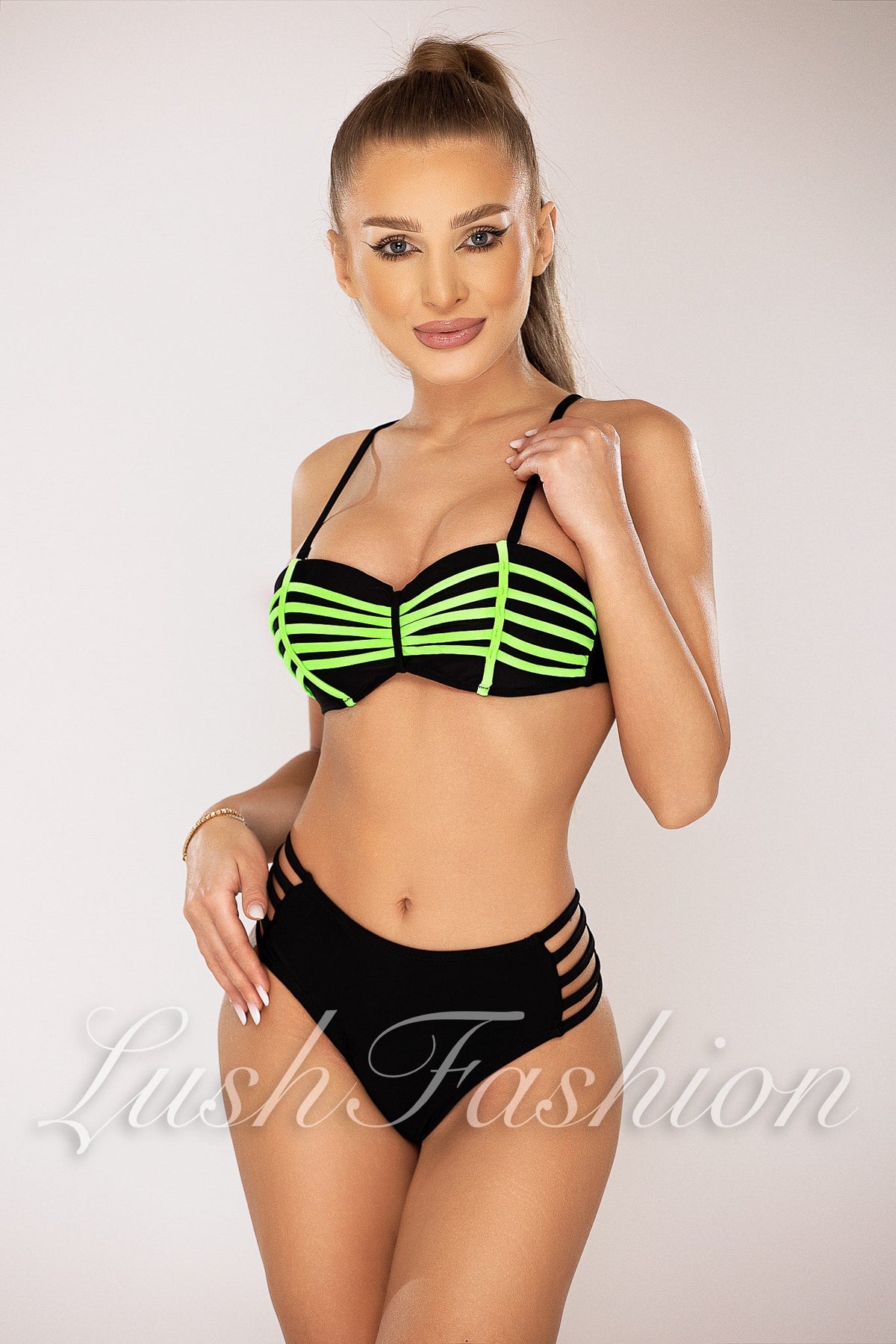 Costum de Baie din Doua Piese Verde Cod : B24-2 (050)