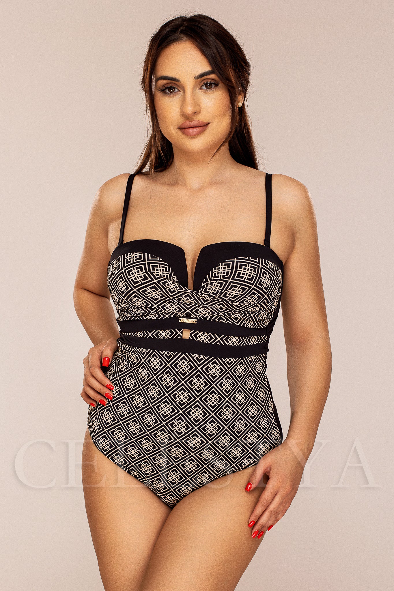 Costum de Baie Intreg Negru cu Print Bej Cod : Y9101 (Z5)