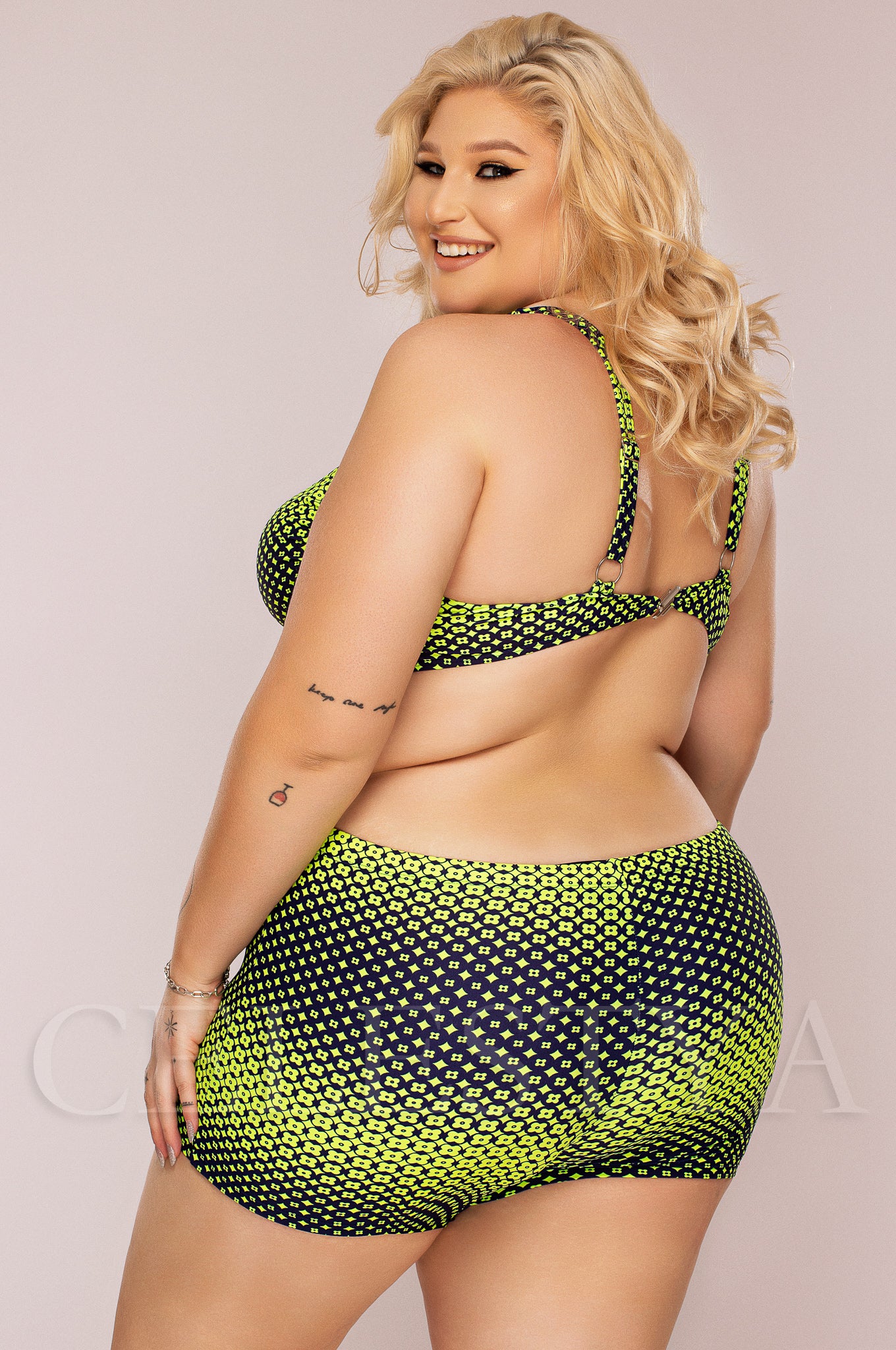Costum de Baie din Doua Piese Neon Cod : 2296-Z (060)