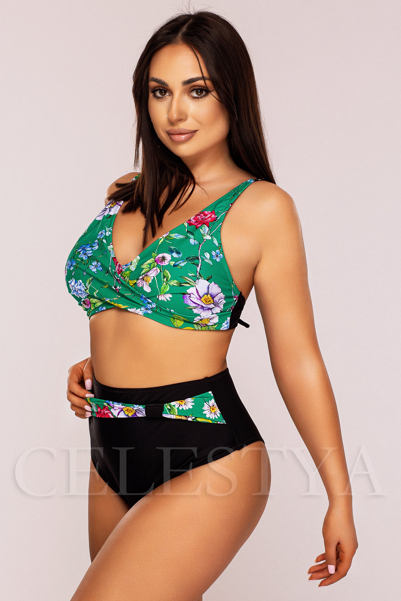 Costum de Baie din Doua Piese Verde Cod : H13 (Z34)