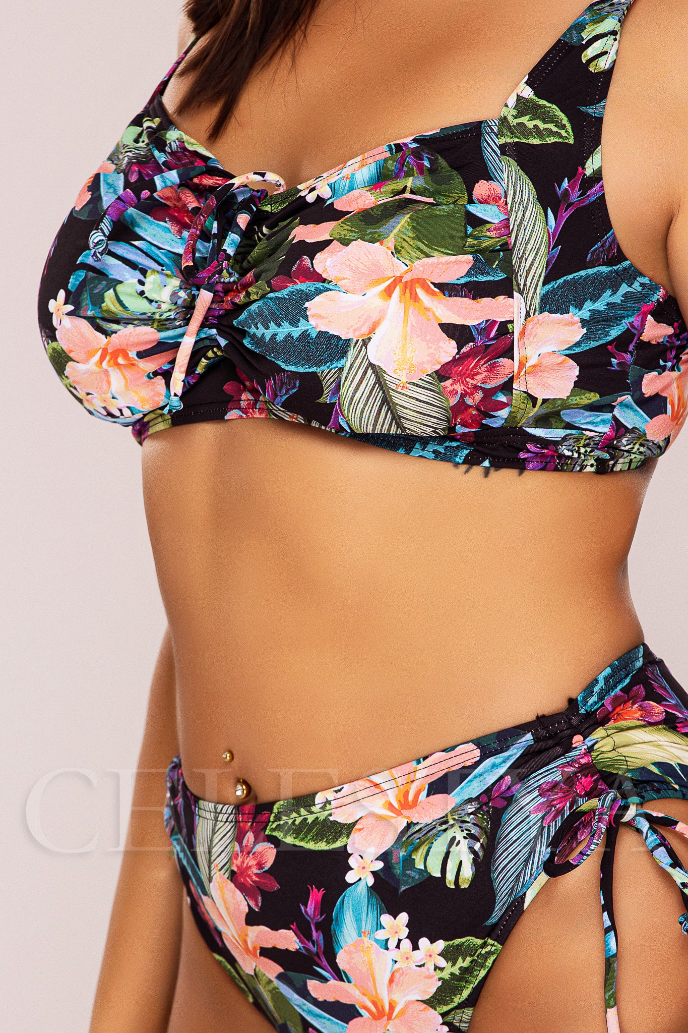 Costum de Baie din Doua Piese Negru Cod : 5002 (Z10)