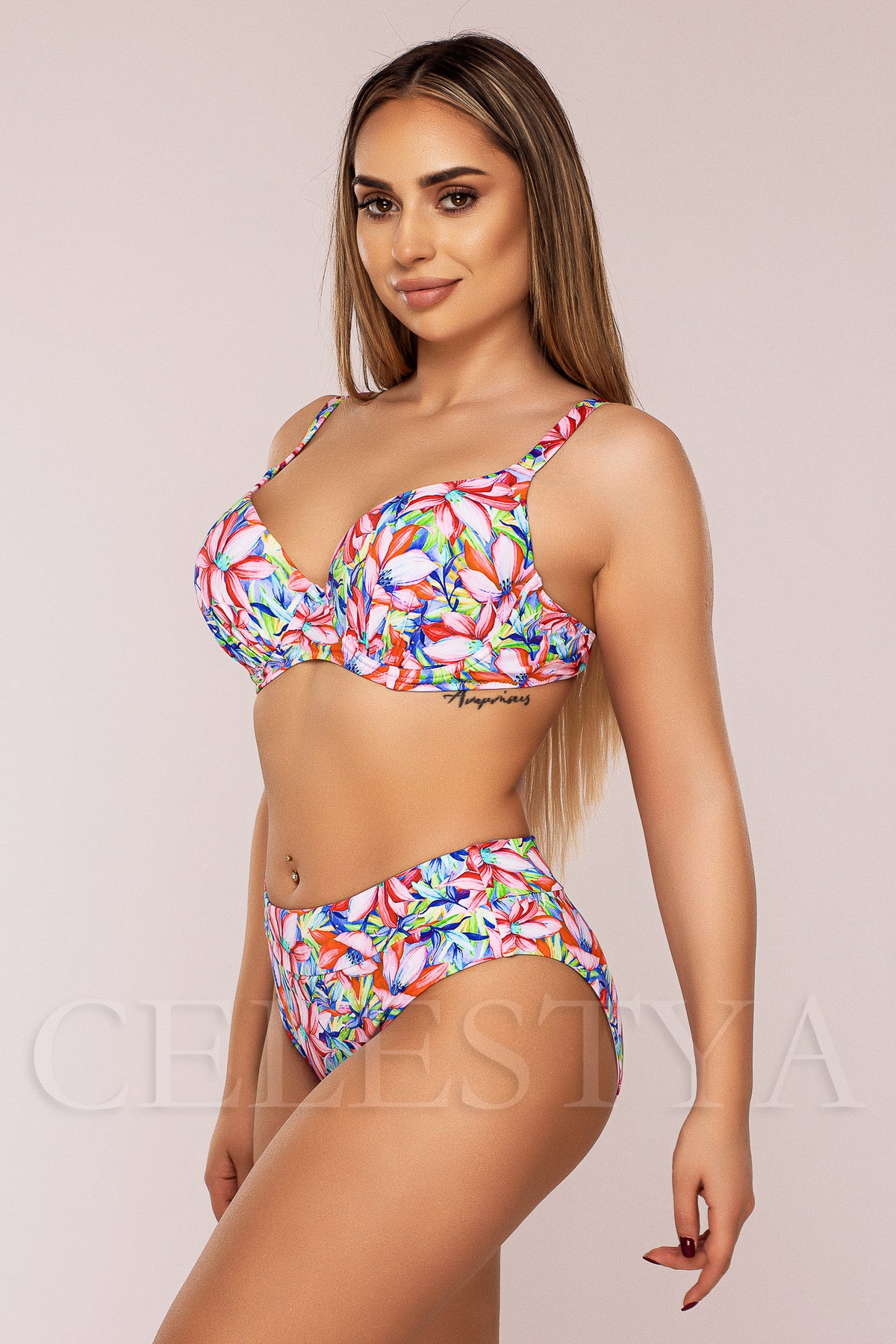 Costum de Baie din Doua Piese Roz Cod : LM022 (Z11)